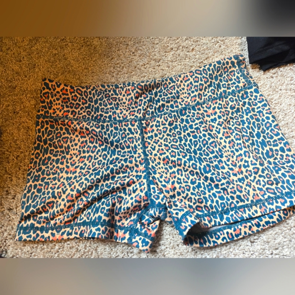 IAB mfg leopard print shorts large l